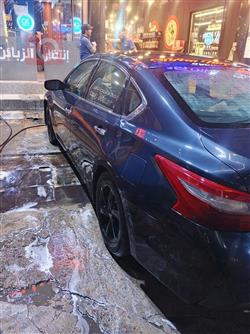 نيسان ألتيما